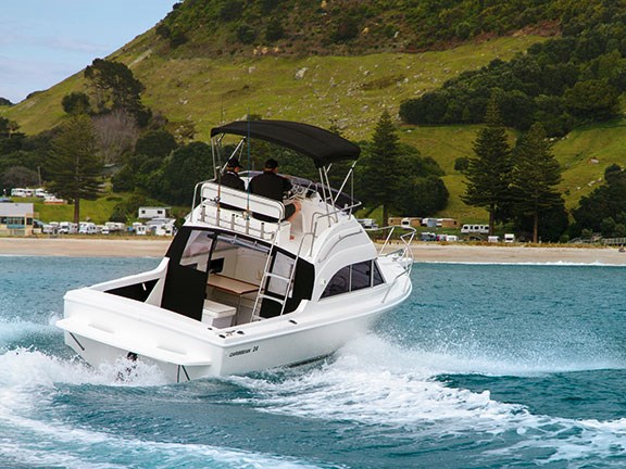 24 FLYBRIDGE SPORT FISHERMAN